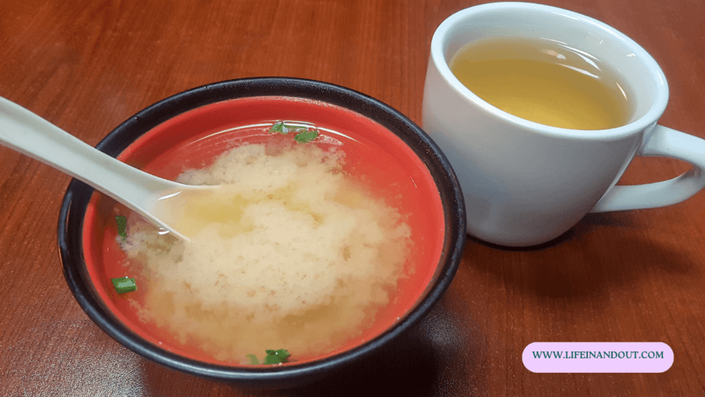 Soups and homemade teas are one of the best home remedies for cold and flu